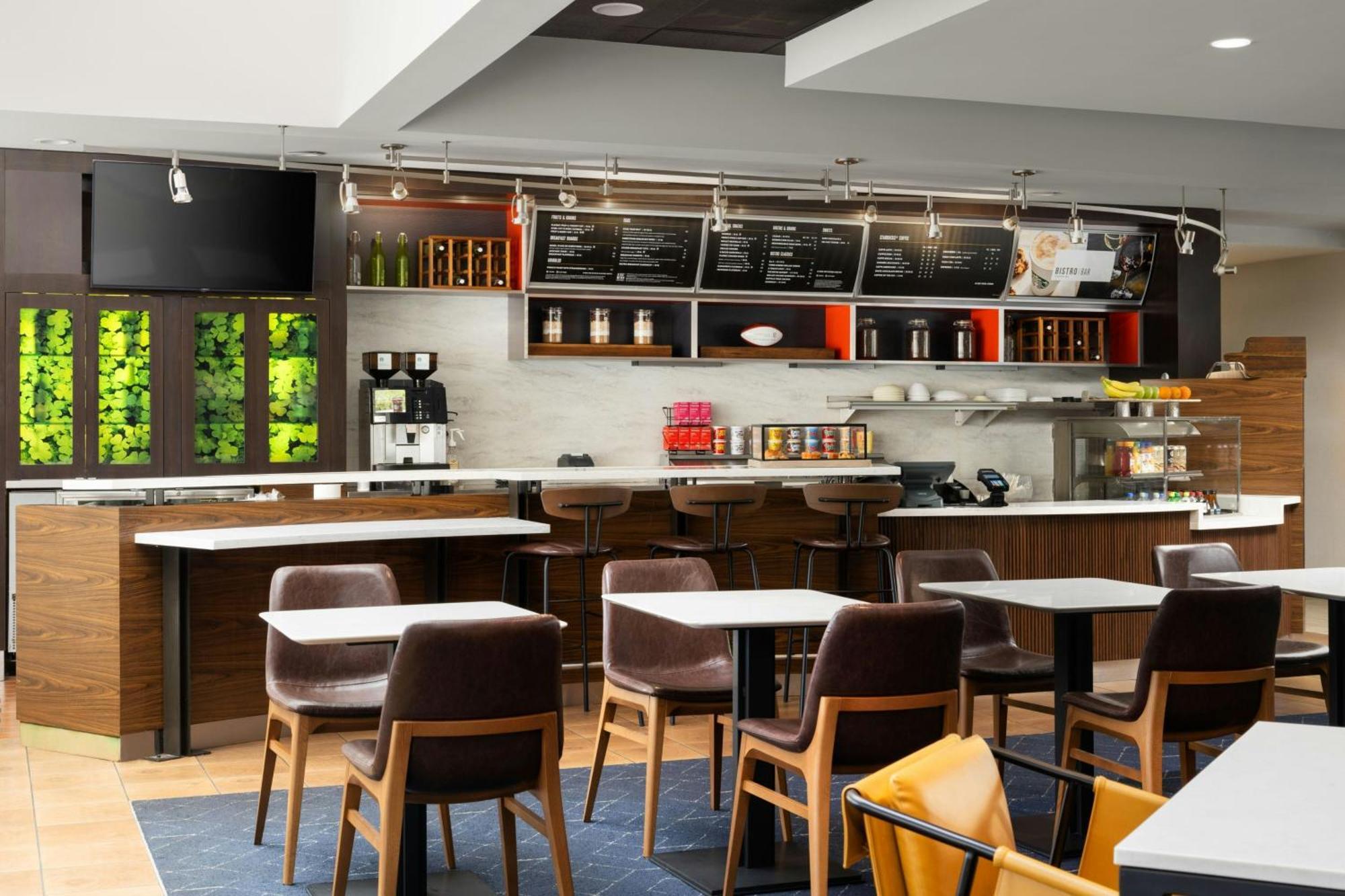 Courtyard Birmingham Хувър Екстериор снимка