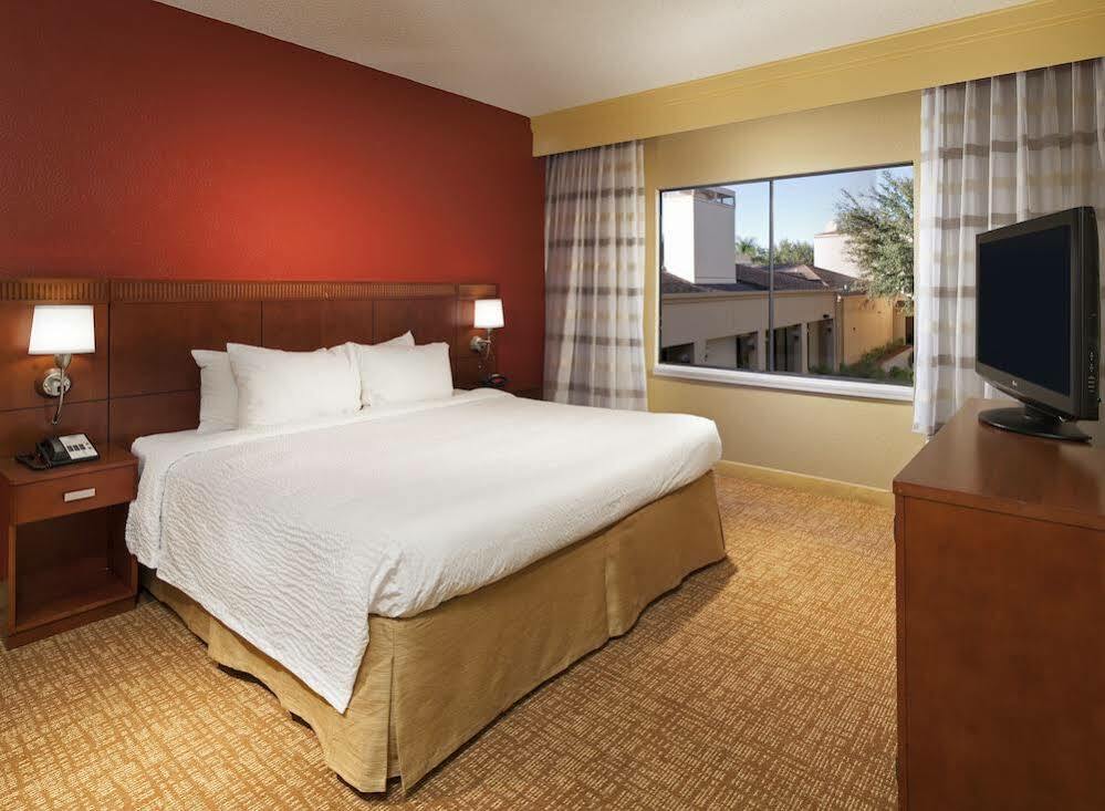 Courtyard Birmingham Хувър Екстериор снимка